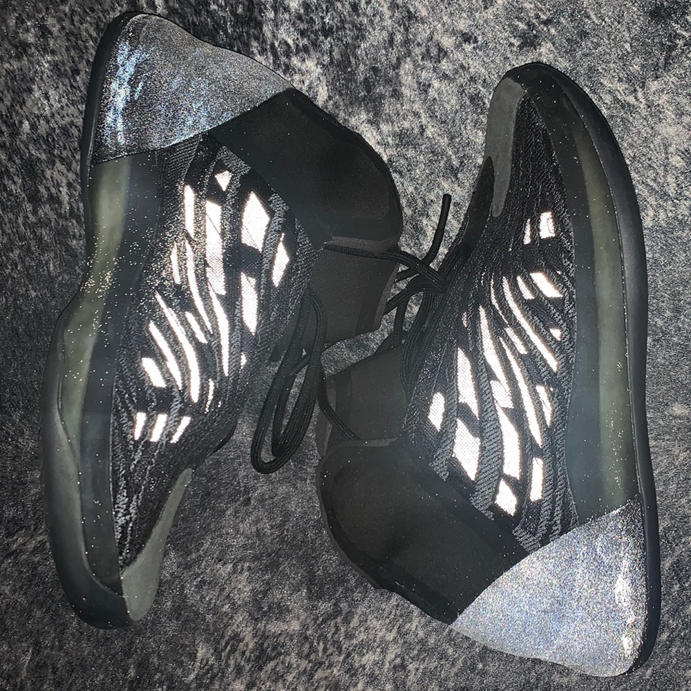 Yeezy basketball QNTM